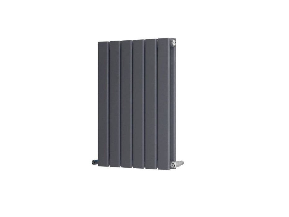 600 x 408 mm horizontal radiator in double anthracite finish on white background