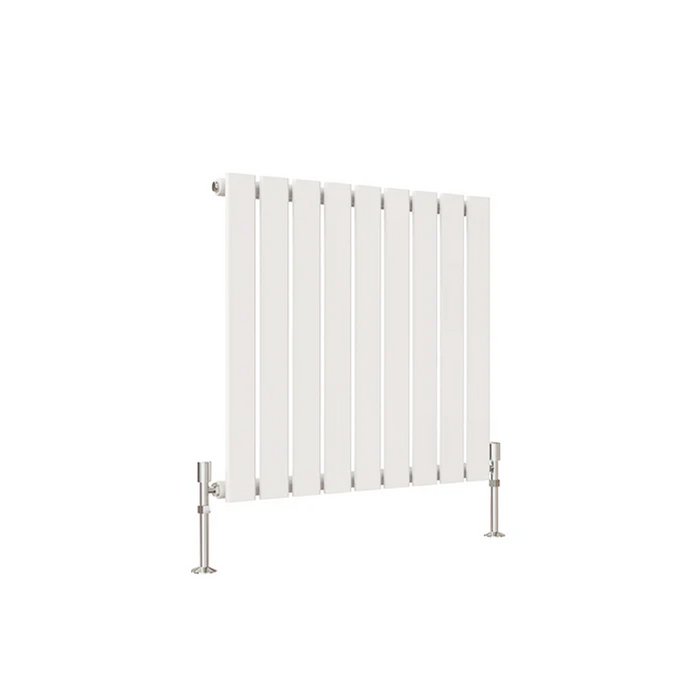 600 x 612 mm horizontal radiator in single white finish on white background