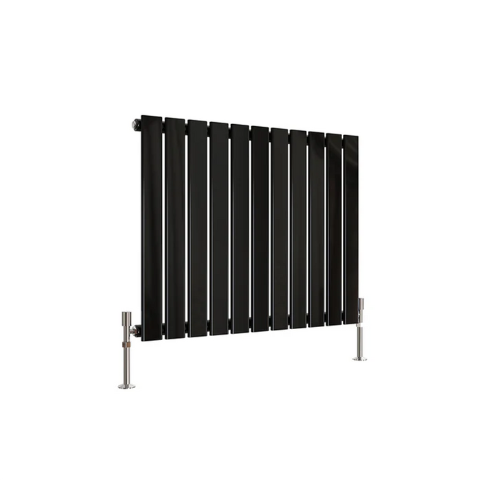 600 x 748 mm horizontal radiator in single black finish on white background